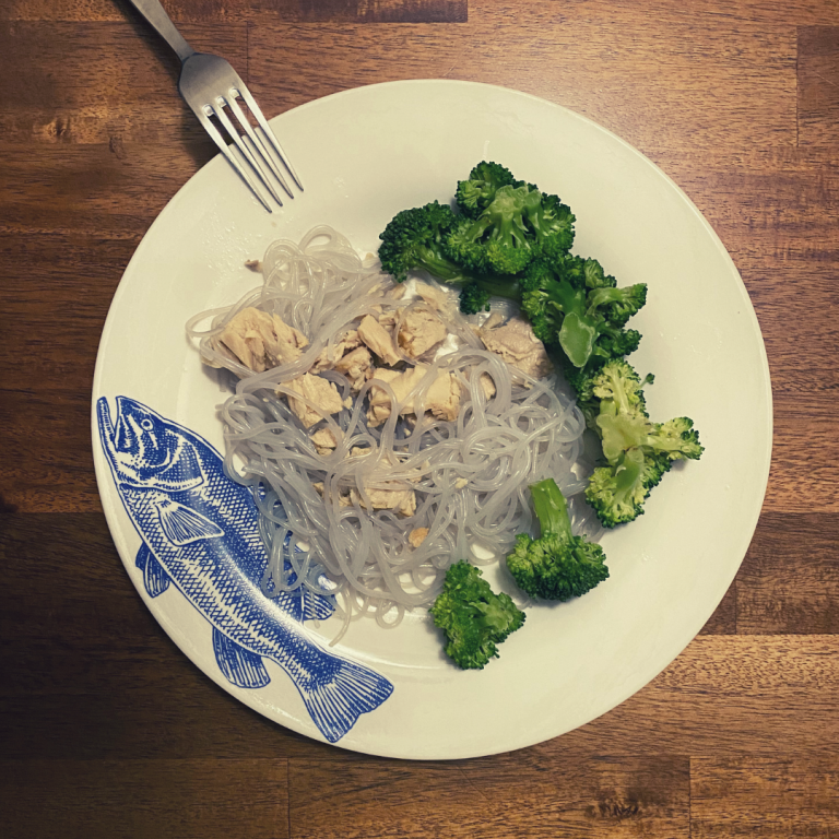 Read more about the article Glass Noodles Broccoli and Tuna – Recipe